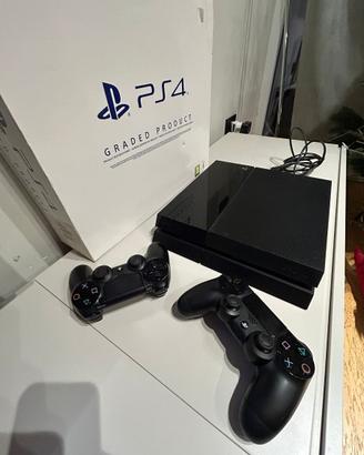PlayStation 4 500 Gb - 2 Joystick e giochi
