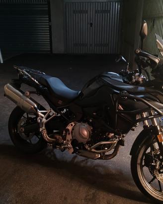 gs750