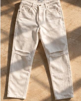 Jeans Bershka bianchi strappati PREZZO TRATTABILE