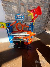 Mega garage Hot Wheels