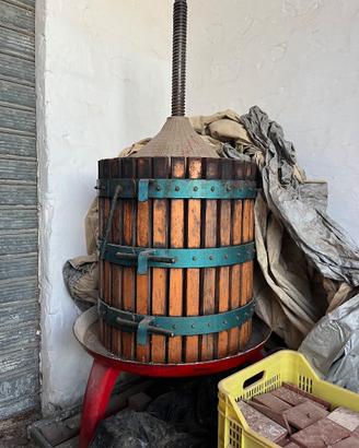 Torchio + diraspatrice+ tino 500 l