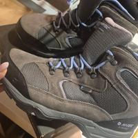Scarponi trekking Hi-tec waterprof come nuovi