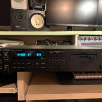 Campionatore Roland S 550