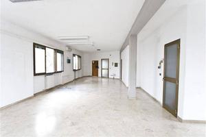 Immobile di 70 m² con 1 locale a Signa