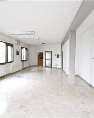 Immobile di 70 m² con 1 locale a Signa