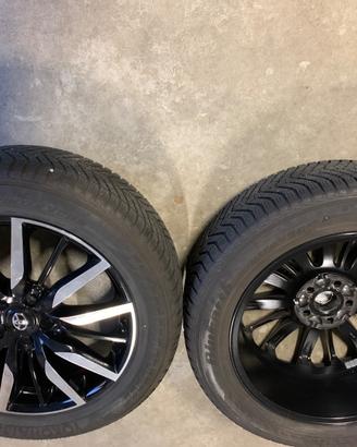 Cerchi con pneumatici 225/55/19 Toyota Rav4