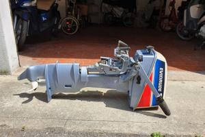 Motore fuoribordo 4 CV Evinrude a gambo lungo