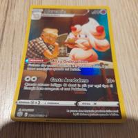 Carta pokemon allenatore Alcremie trainer