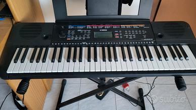 Tastiera YAMAHA PSR E263