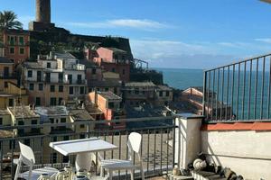 Attico / Mansarda di 85 m² con 4 locali a Vernazza