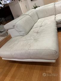 diivano angolare pelle bianca Natuzzi