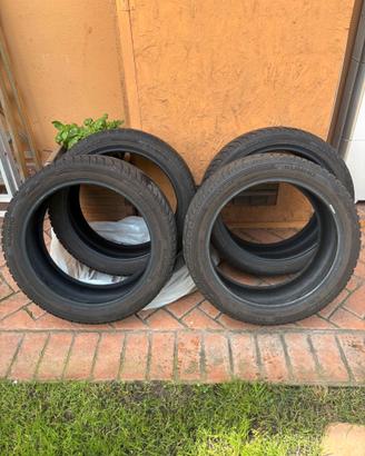 Pneumatici KUMHO invernali doppia misura.