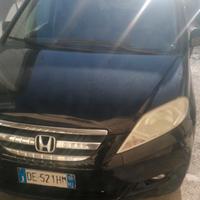 Honda FR V