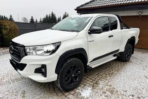 TOYOTA HILUX 2.4 EXTRA CAB