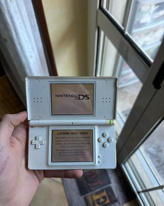 Nintendo ds lite