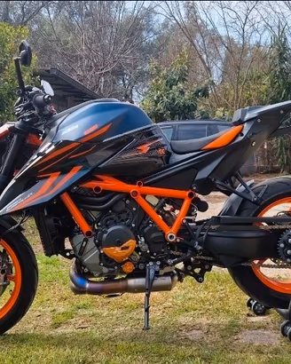 ktm 1290 superduke R EVO 