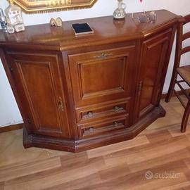 Mobile in legno