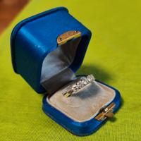 Anello veretta a 5 in oro 18kt e diamanti naturali