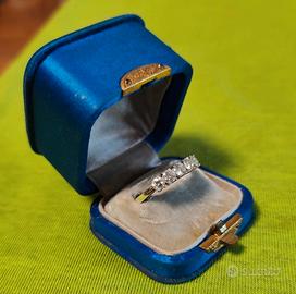 Anello veretta a 5 in oro 18kt e diamanti naturali
