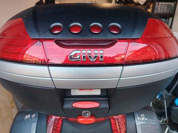 Bauletto GIVI 46 L - Monokey con piastra