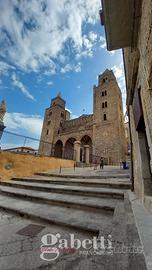 Magazzino nel cuore del centro di Cefalù LC/7