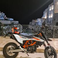 KTM 690 smc-r