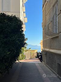 Vomero bilocale piano -1con affaccioPianoAlto