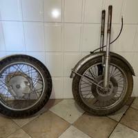 SUZUKI 380 GT  RUOTE, FORCELLA