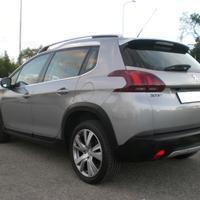 Peugeot 2008 1.6 td 120 cv, full, molto bella