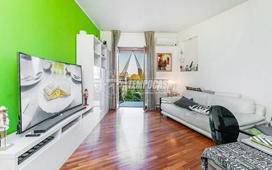 3 LOCALI PIANO ALTO CON POSSIBILITà BOX