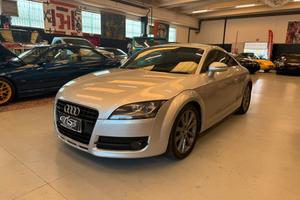 Audi TT Coupé 3.2 V6 quattro S tronic