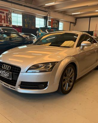 Audi TT Coupé 3.2 V6 quattro S tronic