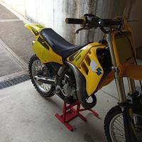 Suzuki RM 125