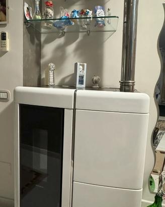 La Nordica-Extraflame  stufa a Pellet Evelyn Slim