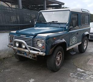 LAND ROVER DEFENDER 2004 312.000 KM