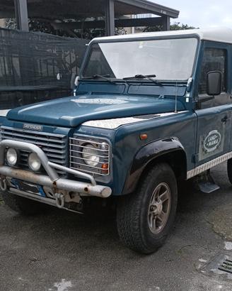 LAND ROVER DEFENDER 2004 312.000 KM