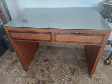 scrivania in legno anni 60
