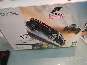 Xbox One S 500gb con supporto a parete