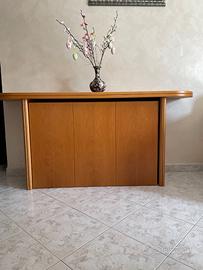 Tavolo consolle con panca e sedie