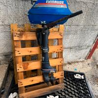 Fuoribordo evinrude