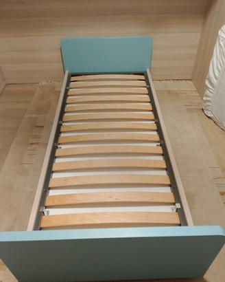 Letto singolo con doghe in legno