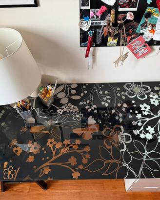 tavolo scrivania ikea in vetro