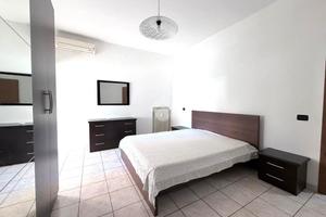 2 LOCALI A ROMA