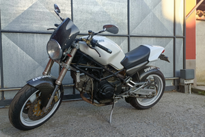 Ducati Monster 900s