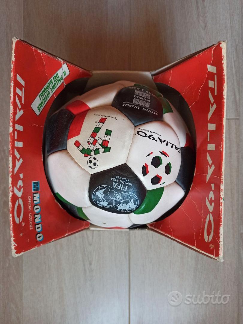 Palla gomma gadget Calcio Italia 90 - Collezionismo In vendita a Catania