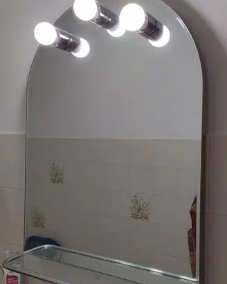 Specchio da bagno INDA con mensola