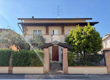 3 LOCALI A RODENGO SAIANO