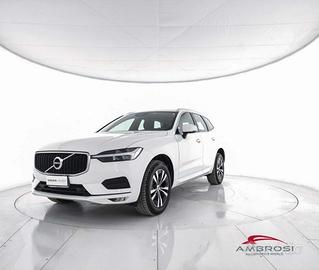 VOLVO XC60 B4 (d) AWD Geartronic Momentum Pro