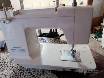Necchi modello 205