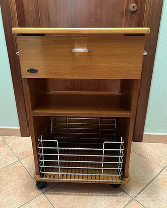 Carrello da cucina in legno con ruote "Utility"